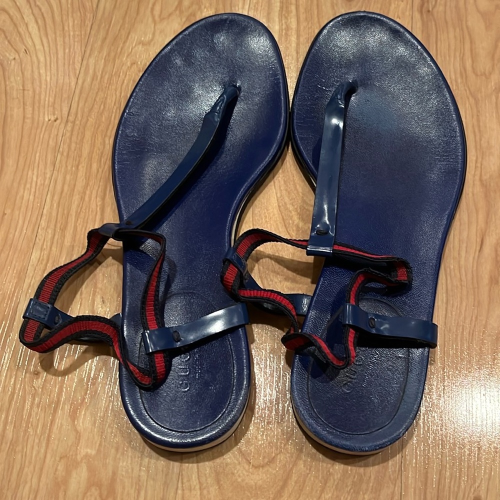 Gucci Areia Thongs